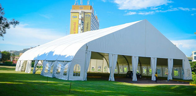 Curved tent